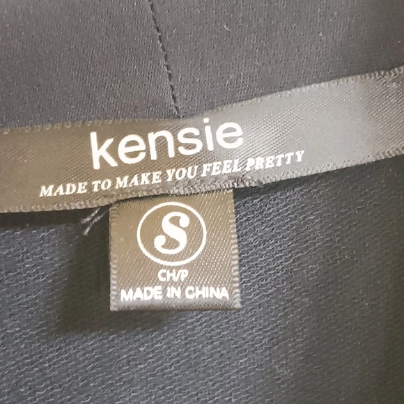 Kensie Elegant Black Cardigan - Picture 9 of 10